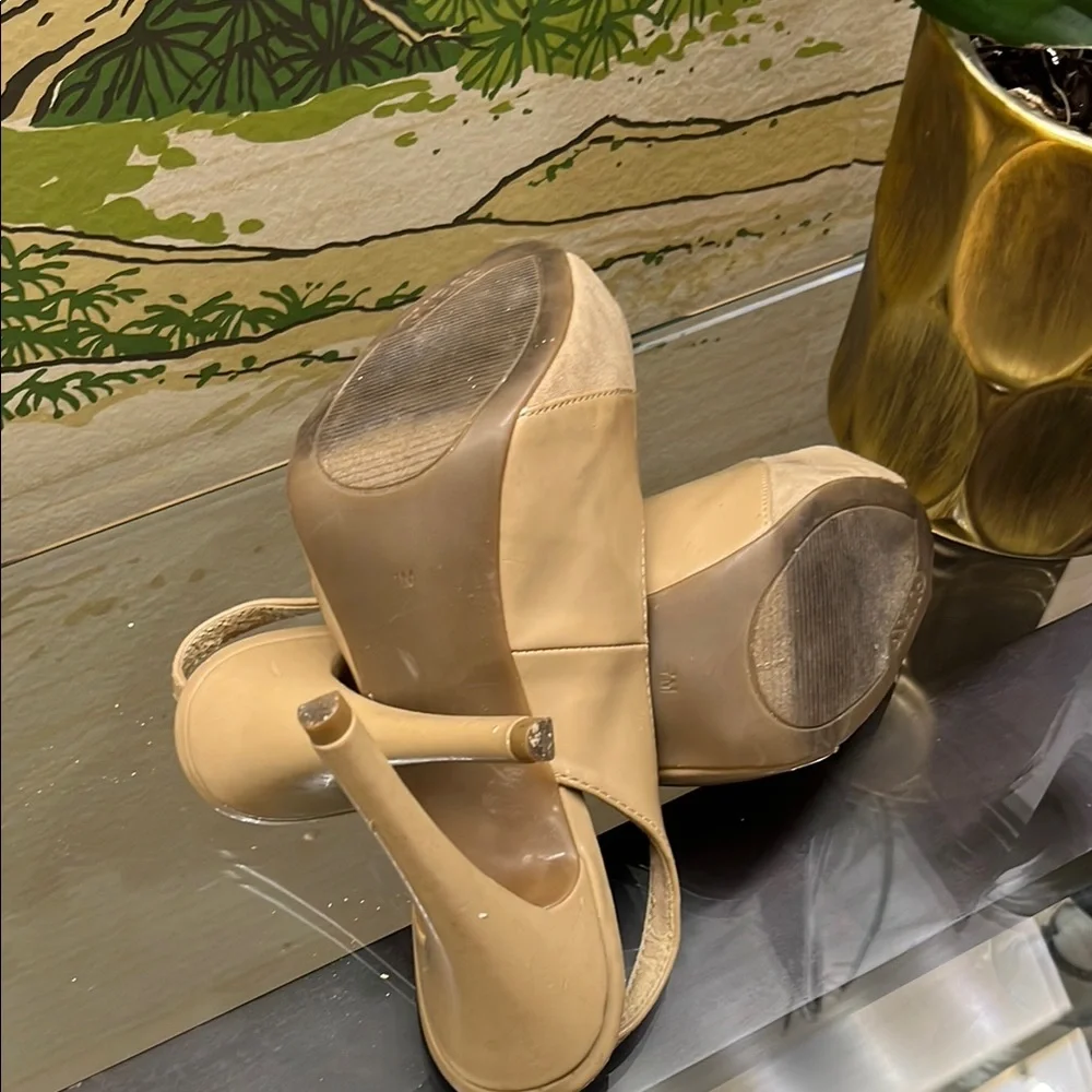 GUESS Beige Stiletto Slingback Heels With Snakeskin Accent